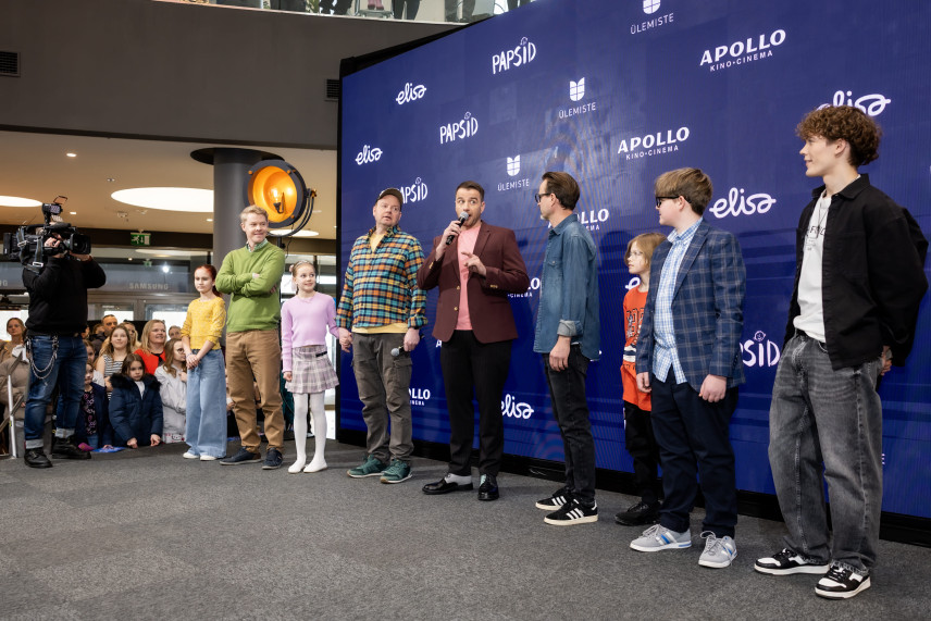 Fotogalerii: seriaali „Papsid“ näitlejad kohtusid sadade väikeste fännidega