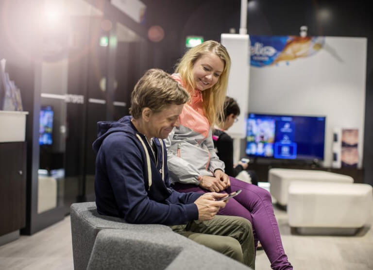 Elisa on Eestis turuliider eraklientide mobiilside ning TV-teenuste valdkonnas