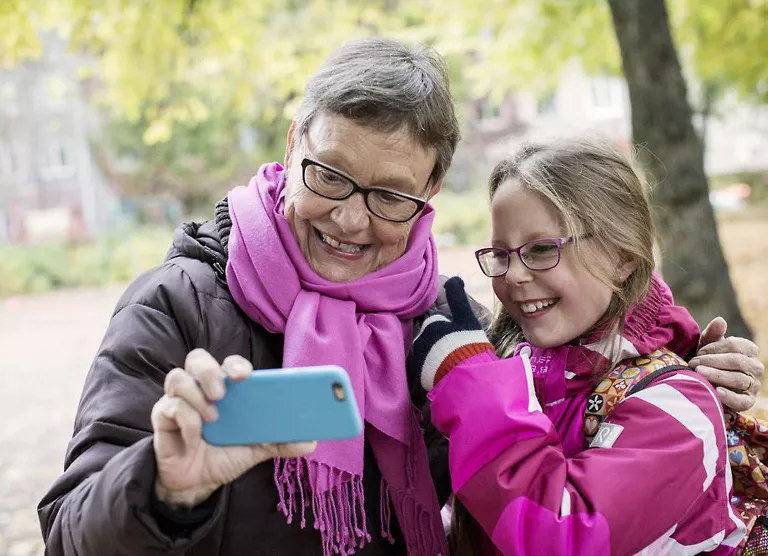 Nutitelefonidelt kõnede suunamine