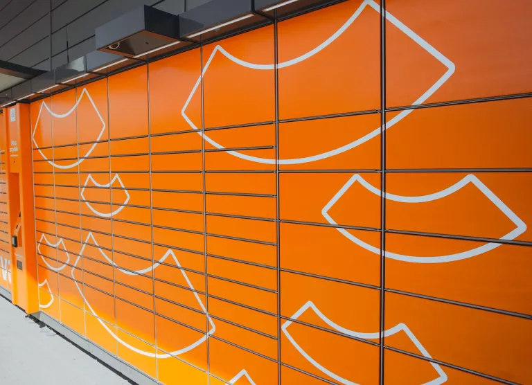 Tehnilise vea tõttu edastas Elisa mõnedele Omniva klientidele ekslikke sõnumeid