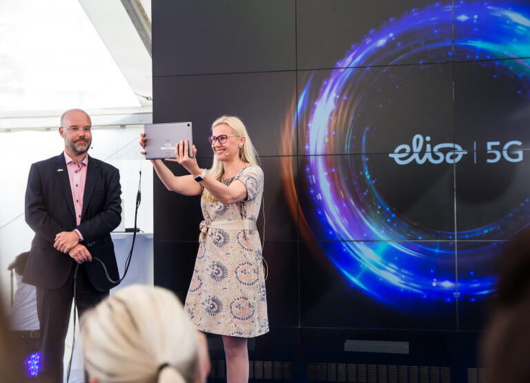 Elisa alustab esimese 5G toega OnePlusi telefoni testidega