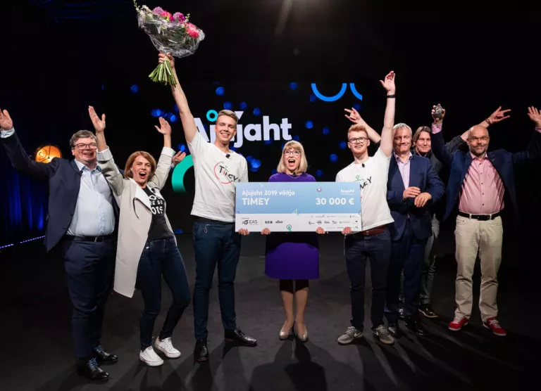 Ajujahi võitis Elisa mentordatud temperatuuri mõõtev Timey