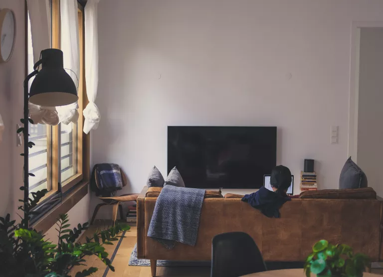 Elisa teletop: kodumaiste telesaadete kroonimata kuningas naasis uues vormis!