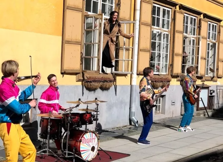 Emadepäev eriolukorras: erakordne virtuaalkontsert ja emotsioone täis filmid, mida üheskoos vaadata