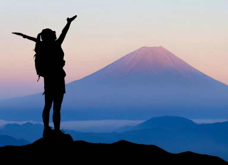 Võrgustatistika: eestlased pole tänavu endiselt reisima hakanud, välisturistid on Eesti taasleidnud