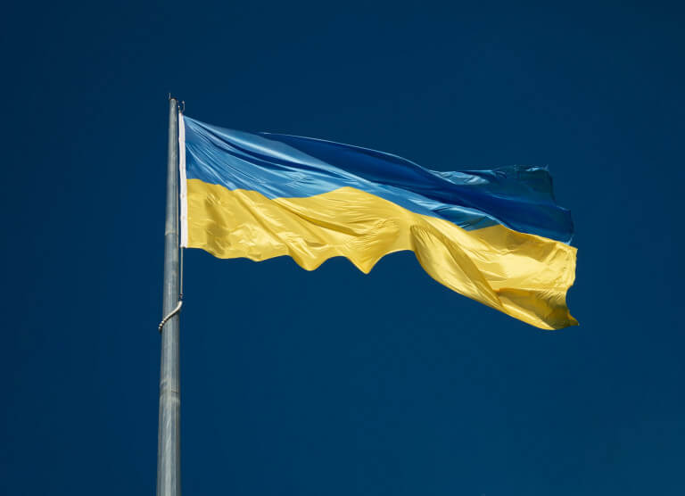 Elisa avas tasuta kõned ja SMSid Ukraina suunal