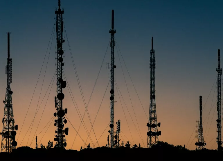 Elisa tõi suvekuude jooksul ülikiire optikavõrgu 5000 uue koduukseni