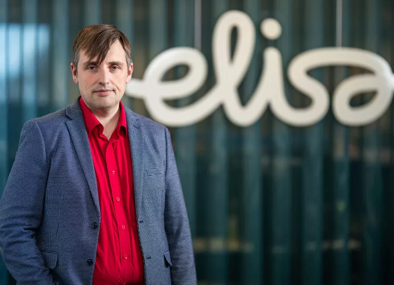 Elisa IT-juht: see ei ole normaalne, et arendaja peab millegi huvitava ära tegemiseks iga päev veel teise tööpäeva otsa tegema