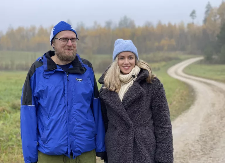 „Sinu uus sugulane“: millisest tähepilvest saabus komeedina Eesti kultuuriellu Contra?