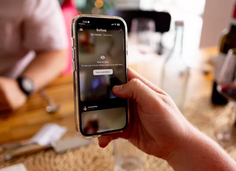 TOP 10 | Elisa soovitab just neid telefone lapsevanematele algavaks kooliaastaks