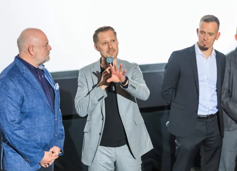 Lisatud 3. hooaja esilinastuse pildigalerii: Eesti edukaimat telesarja "Reetur" on tänaseks näidatud juba kümnes riigis