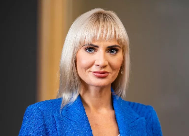 Vestlusrutiine on vaja. Juhi ootamatu e-kiri pealkirjaga „Räägime“ võib muremõtted pähe istutada