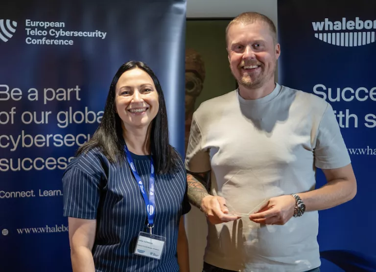 Ivar Tennokese auhninnaga